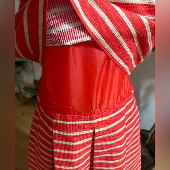 Taylor beautiful overlay stripe one piece pleated midi dress size 10 - Picture 4 of 14